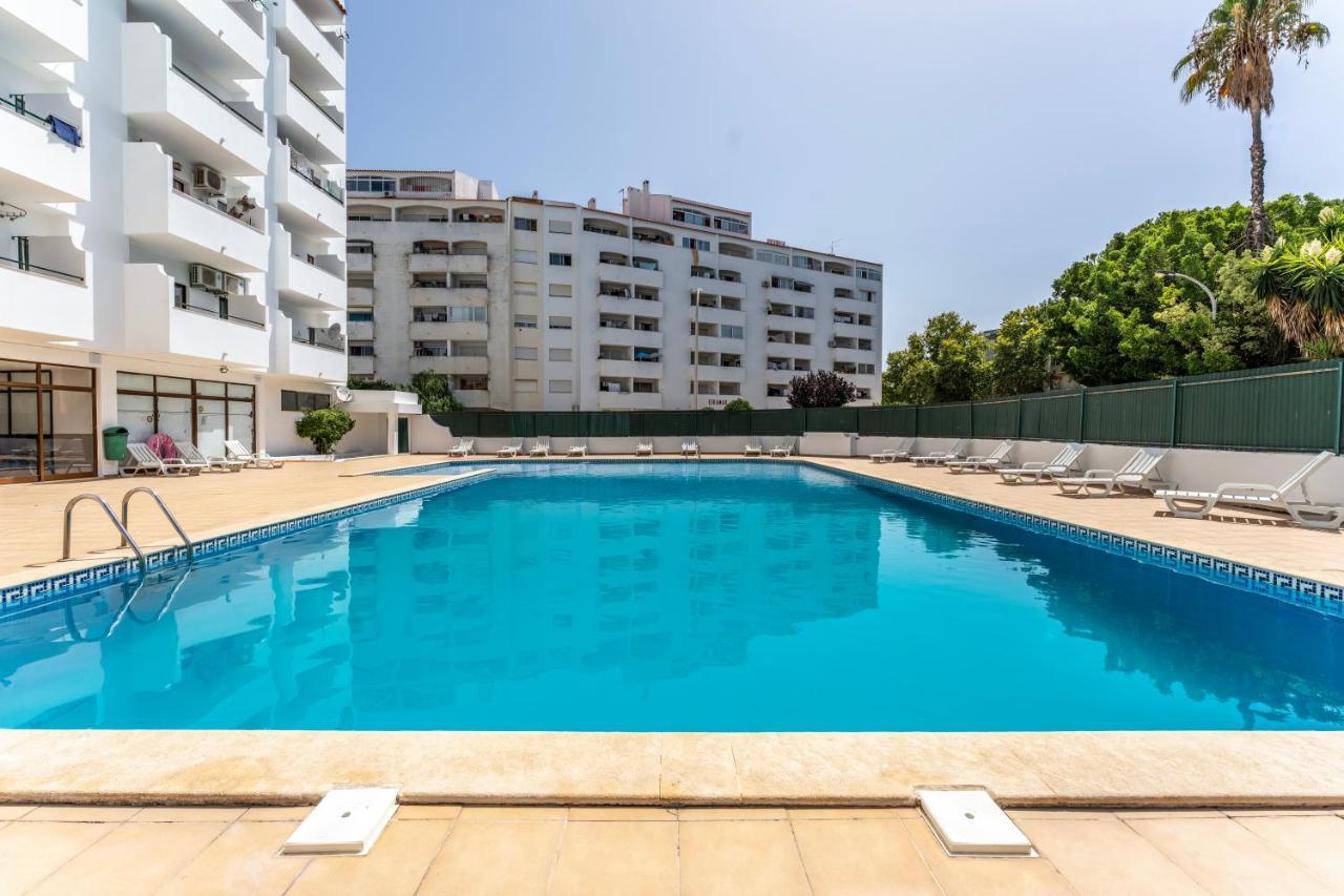 Modern 2 Bdr Flat W/balcony And Pool By Lovelystay Apartamento *